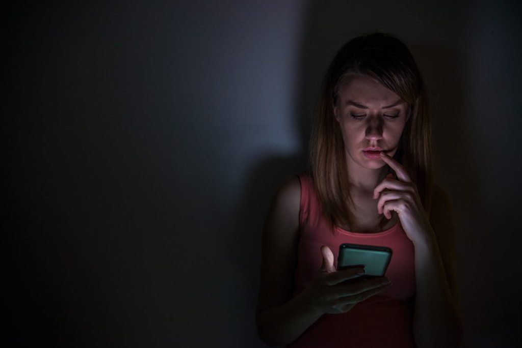 Gdzie kończy się uczucie, a zaczyna stalking?